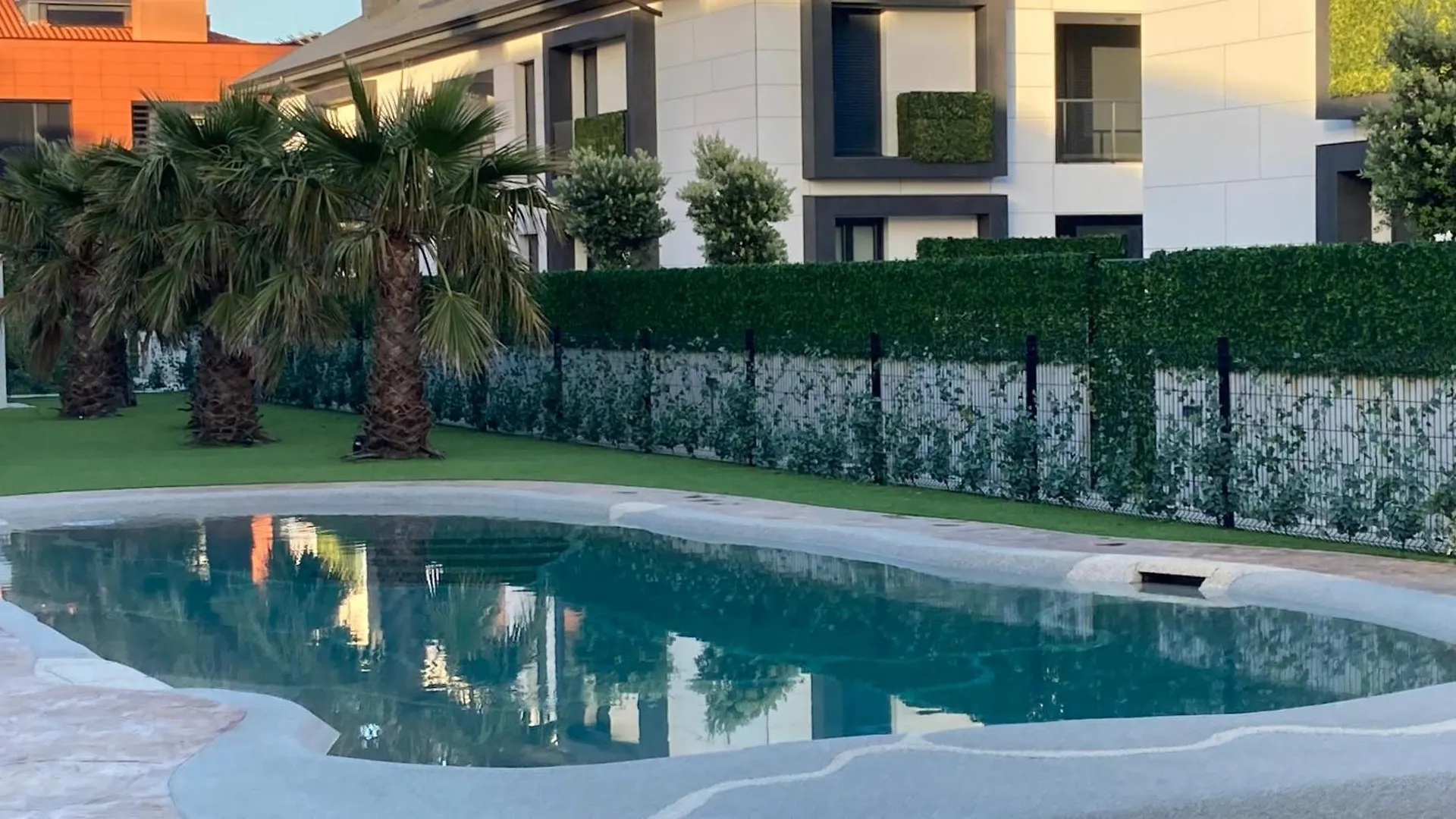 Apartamento Con Jardin Long Beach Loredo