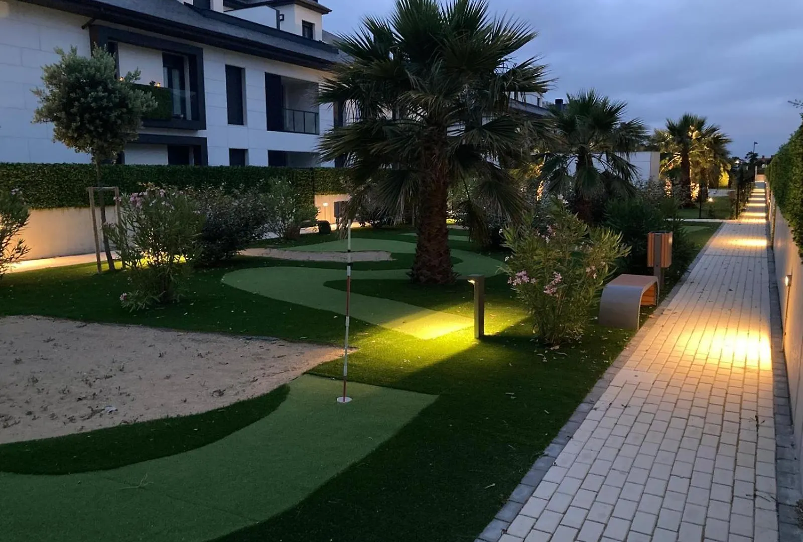 Apartamento Con Jardin Long Beach Loredo Spain